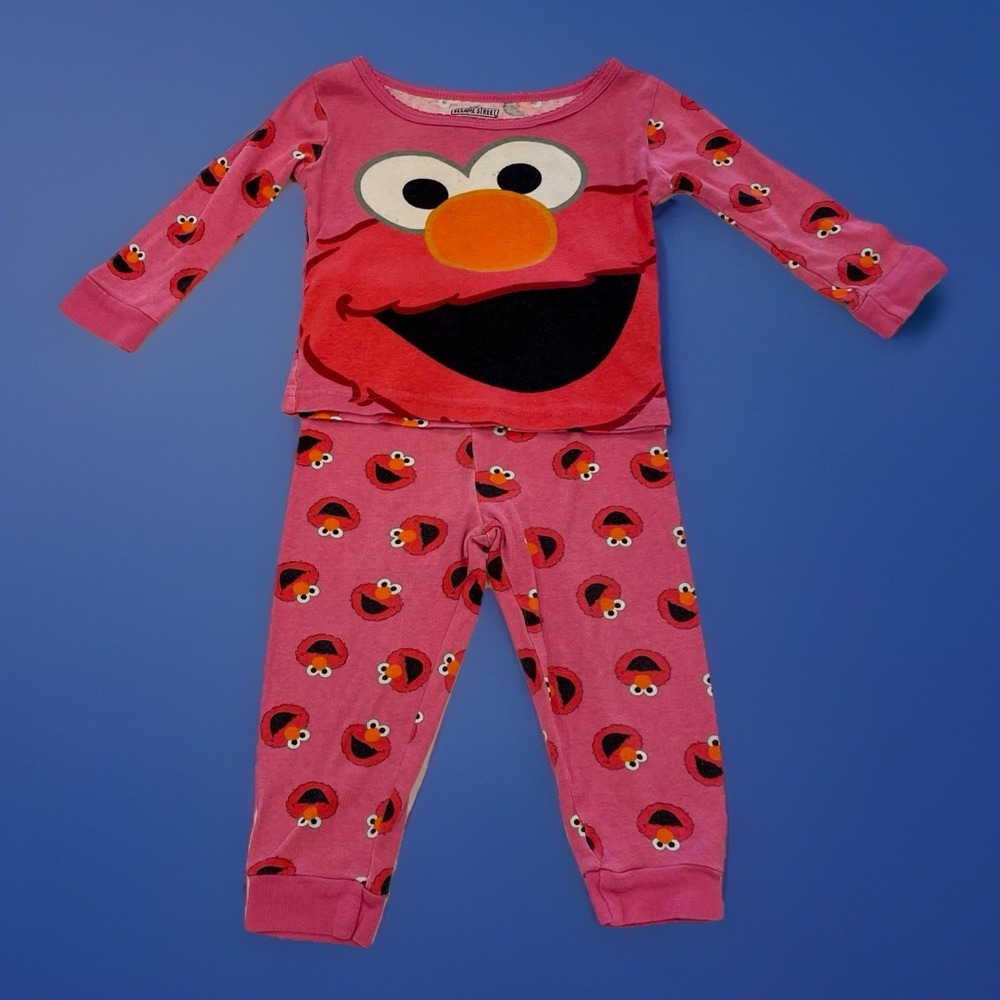 Sesame Street Elmo Girls Size 24 Month 24M Pink Pajamas RARE Tickle Me Elmo PJs